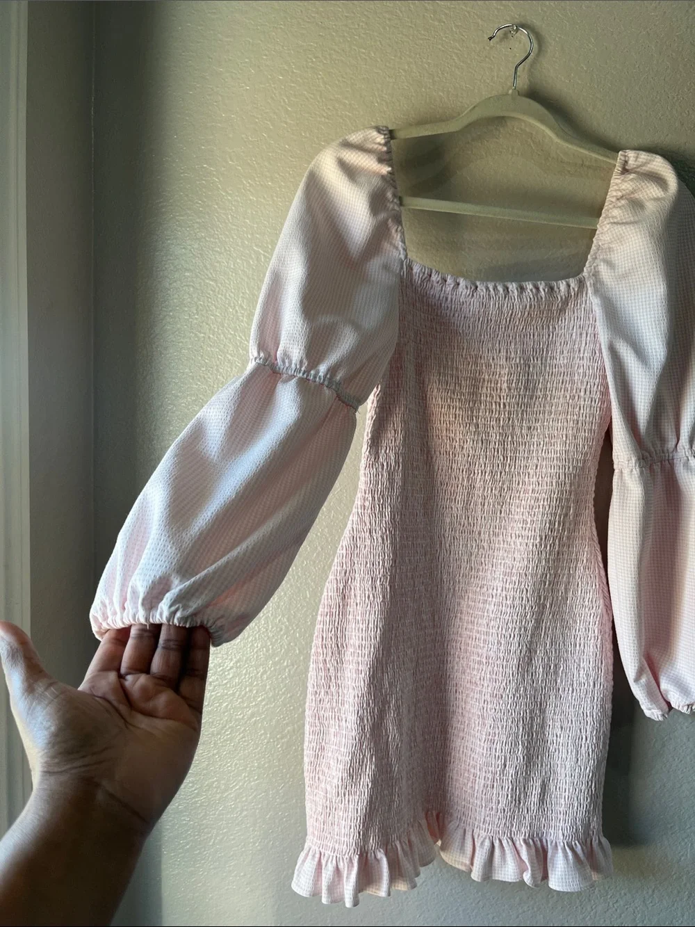 Gianni Bini Light Pink White Checkered Smocked Mini Dress Ruffle Sz M TC0314